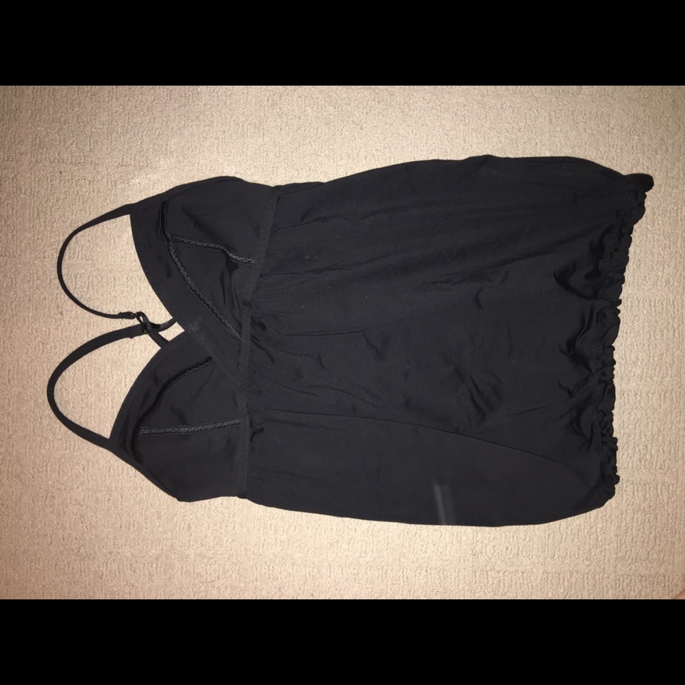 Lululemon black tank top